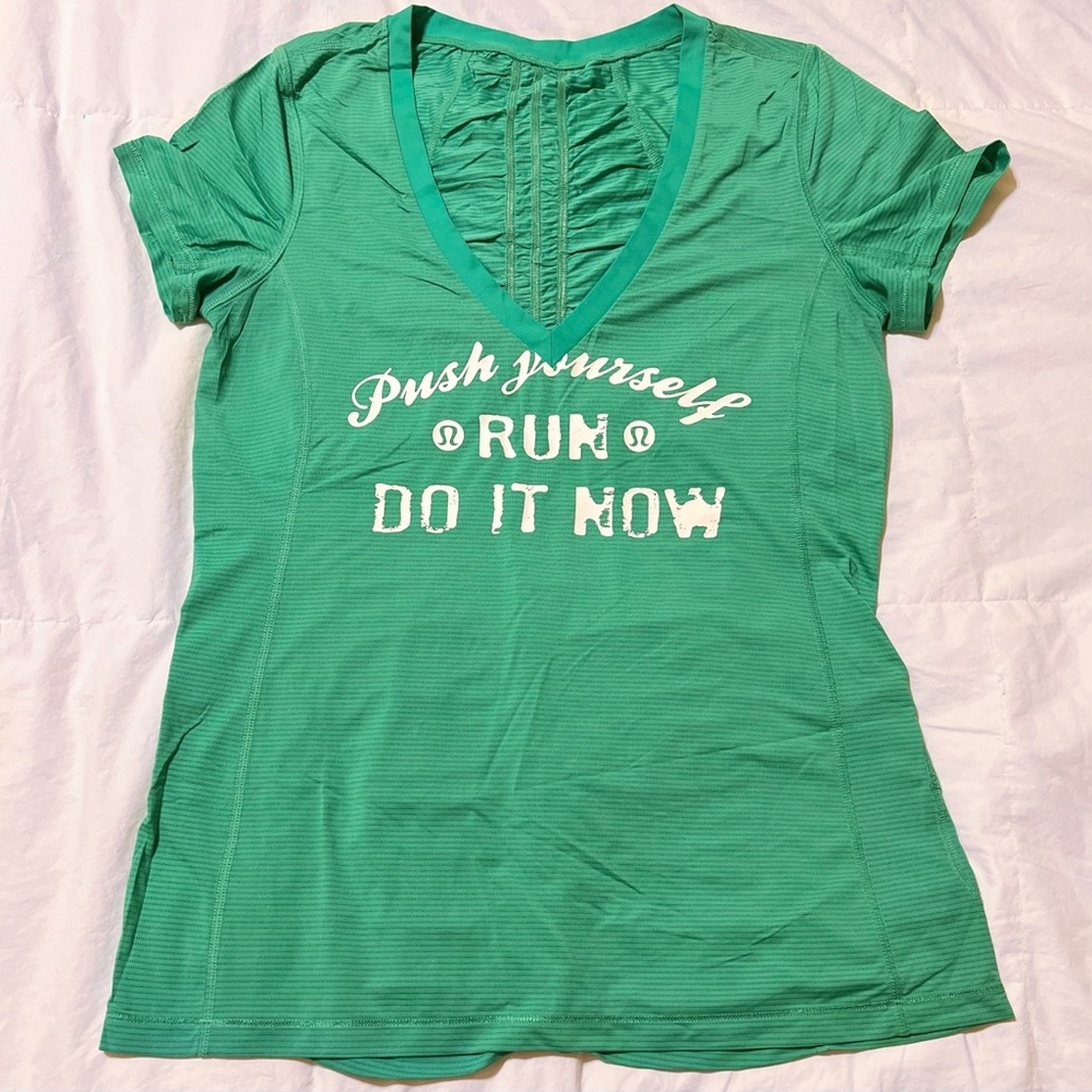 Lululemon Run: Energy SS Savage Green Ruched Silverescent 8
